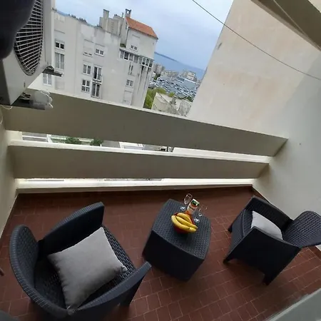 Lile Apartment